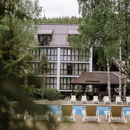 Yaremche Club Hotel Bagian luar foto