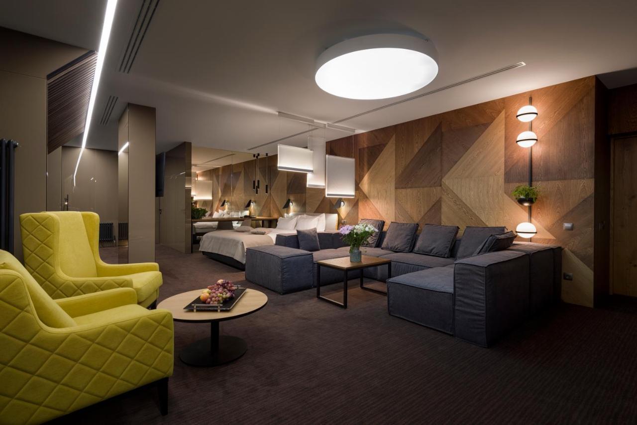 Yaremche Club Hotel Bagian luar foto