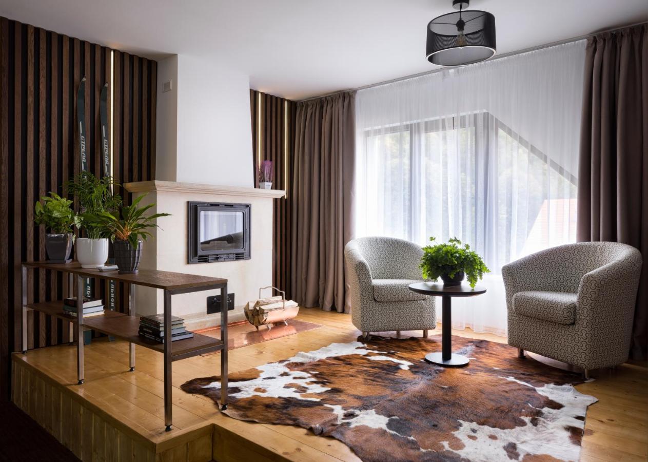 Yaremche Club Hotel Bagian luar foto