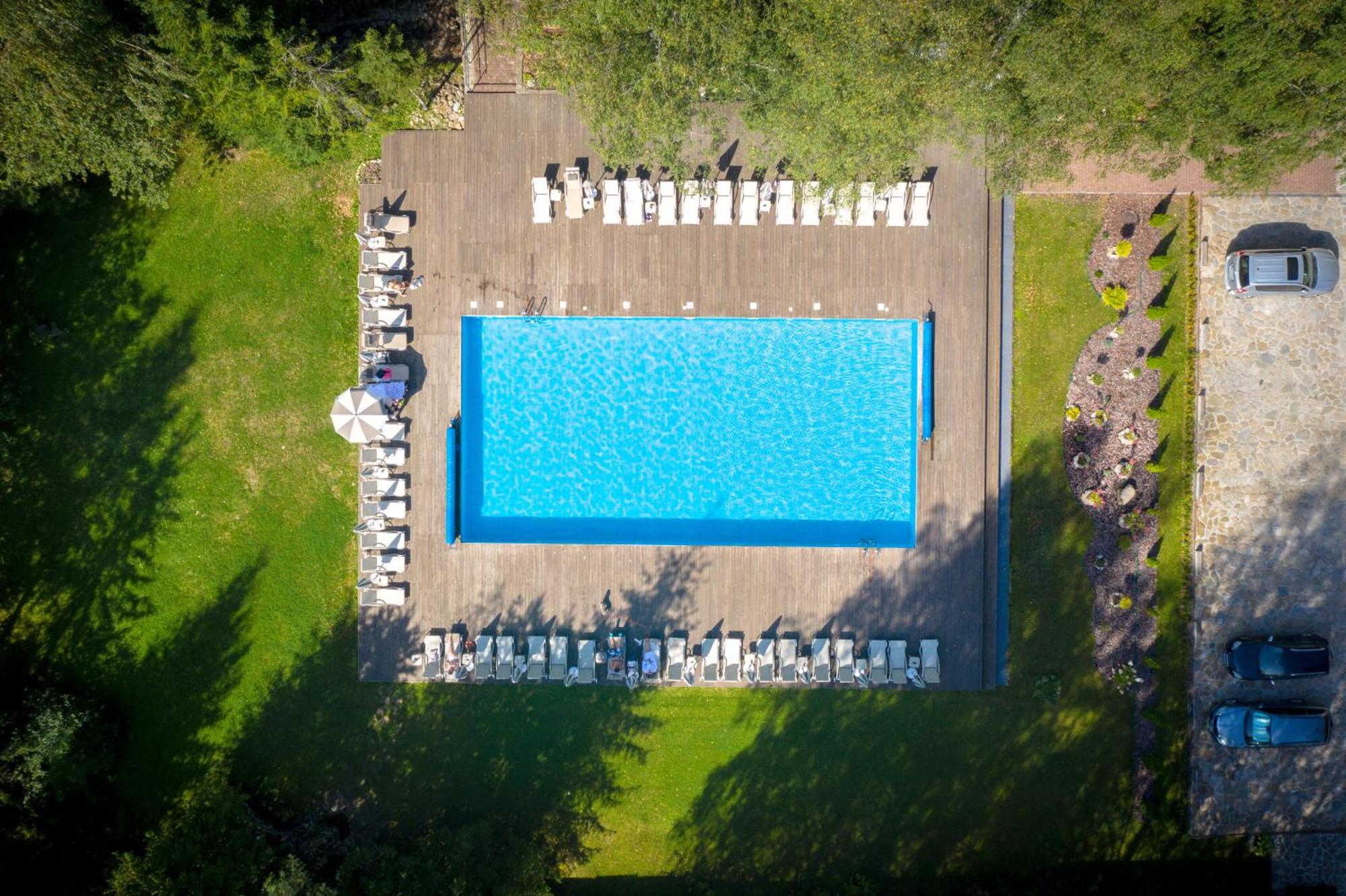 Yaremche Club Hotel Bagian luar foto